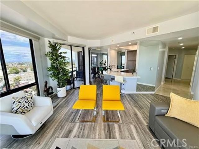1310 E Ocean Boulevard 906, Long Beach, CA 90802