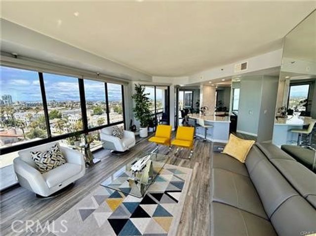 1310 E Ocean Boulevard 906, Long Beach, CA 90802