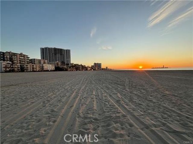 1310 E Ocean Boulevard 906, Long Beach, CA 90802