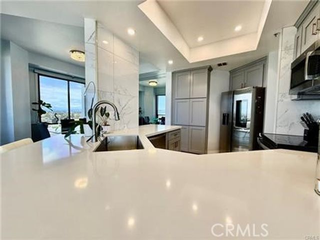 1310 E Ocean Boulevard 906, Long Beach, CA 90802