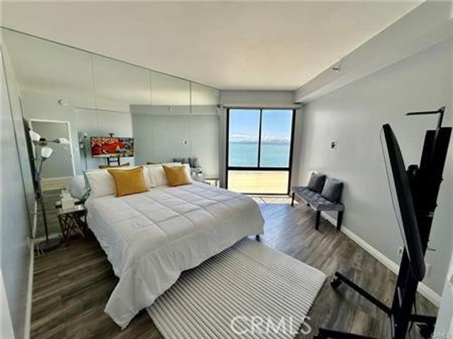 1310 E Ocean Boulevard 906, Long Beach, CA 90802