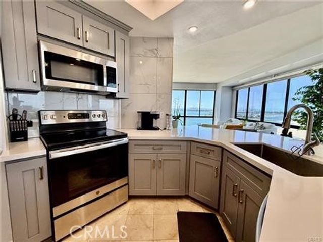 1310 E Ocean Boulevard 906, Long Beach, CA 90802