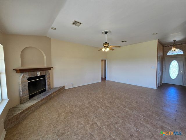 2633 Bottoms East Road, Troy, TX 76579
