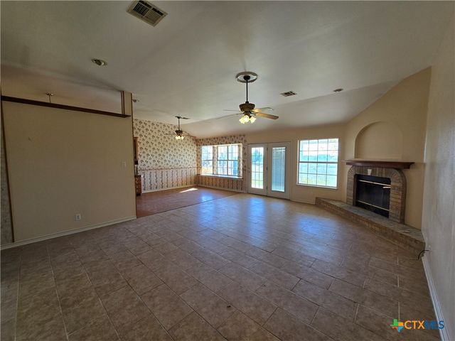2633 Bottoms East Road, Troy, TX 76579