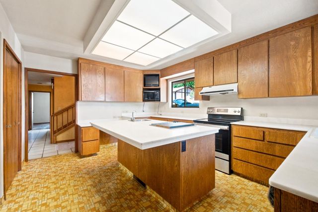 888 N Rengstorff Avenue, Mountain View, CA 94043