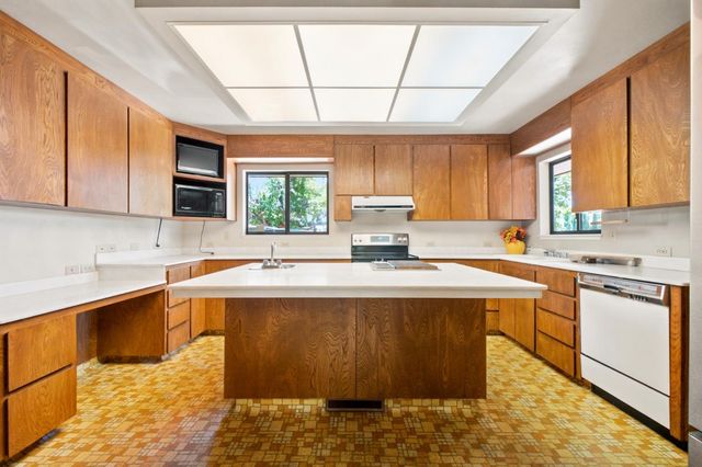 888 N Rengstorff Avenue, Mountain View, CA 94043