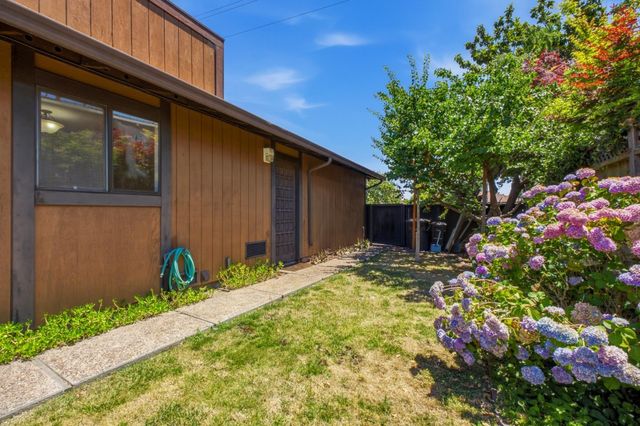 888 N Rengstorff Avenue, Mountain View, CA 94043