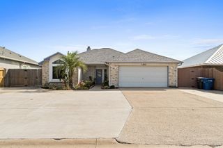 13845 Halyard Dr, Corpus Christi, TX 78418