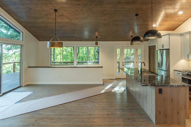 16296 Tower Drive, Brainerd, MN 56401