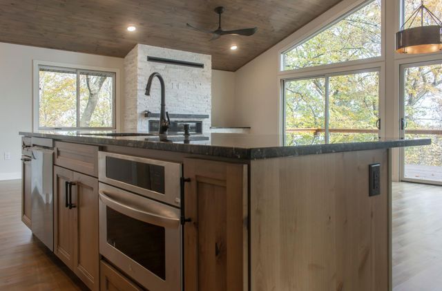 16296 Tower Drive, Brainerd, MN 56401