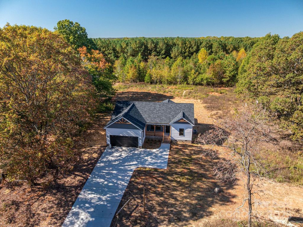 2488 Shoal Road, Crouse, NC 28033