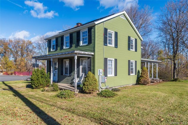 147 Broadway 9W, Port Ewen, NY 12466