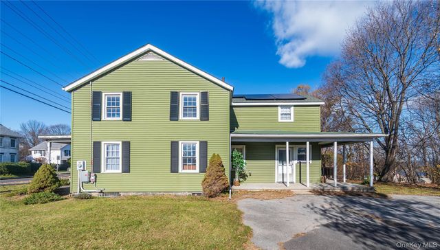 147 Broadway 9W, Port Ewen, NY 12466