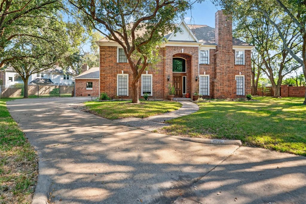 1615 Kelliwood Oaks Drive, Katy, TX 77450
