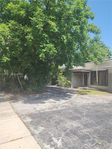 2070 Keystone Boulevard, North Miami, FL 33181