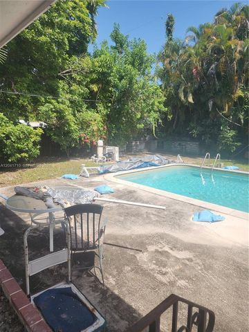2070 Keystone Boulevard, North Miami, FL 33181