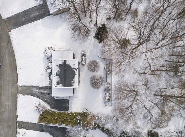 18 Moreland Road, New City, NY 10956