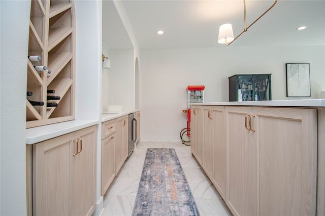 4010 NW 181st Street, Clive, IA 50325