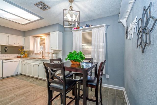 4318 Pecan Bayou Ct, Corpus Christi, TX 78410