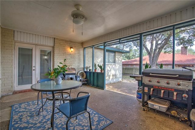 4318 Pecan Bayou Ct, Corpus Christi, TX 78410