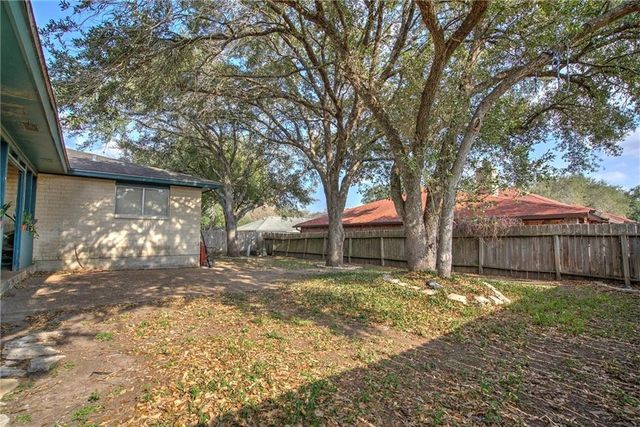 4318 Pecan Bayou Ct, Corpus Christi, TX 78410