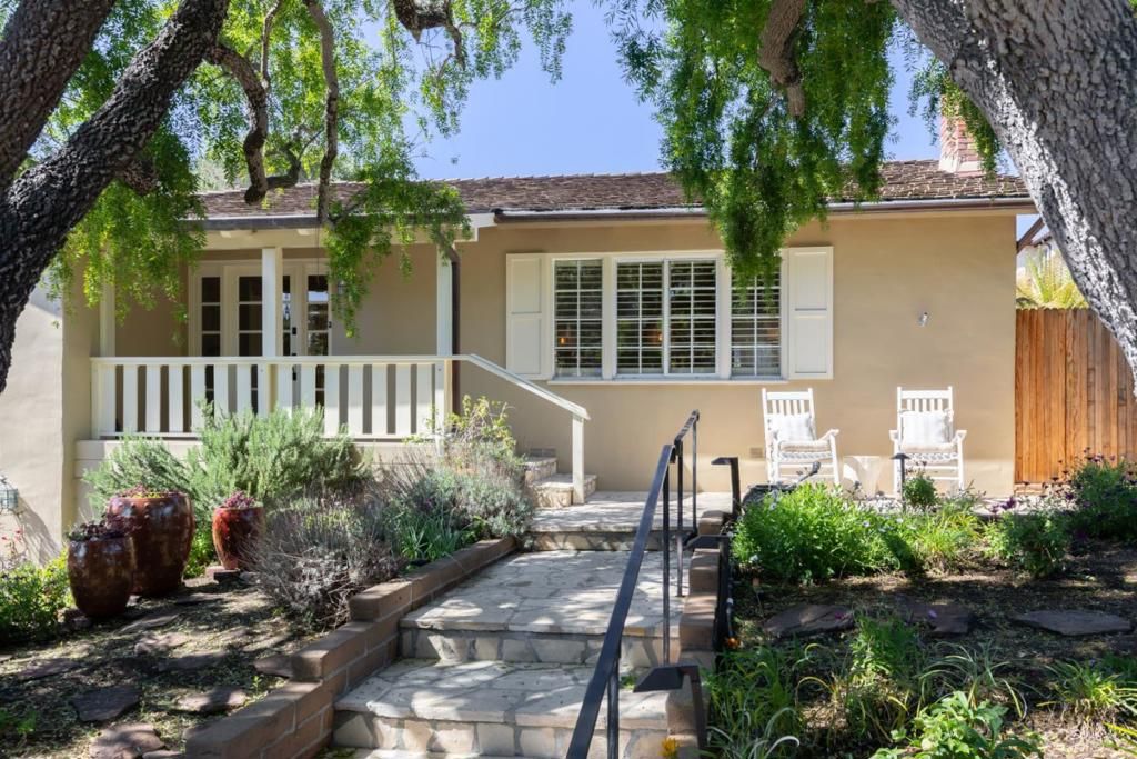 Image 3 of property listing at 3017 Lasuen Drive, Carmel, CA 93923