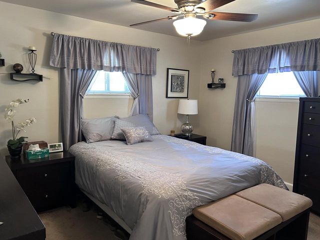 1426 Beverly LANE, West Bend, WI 53090
