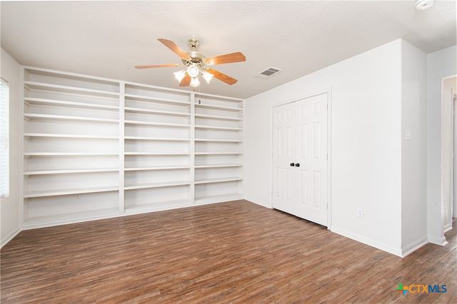5404 Southern Crossing Drive, Temple, TX 76502