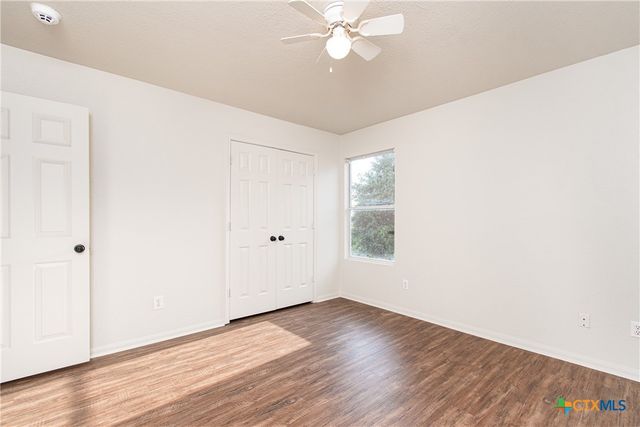5404 Southern Crossing Drive, Temple, TX 76502