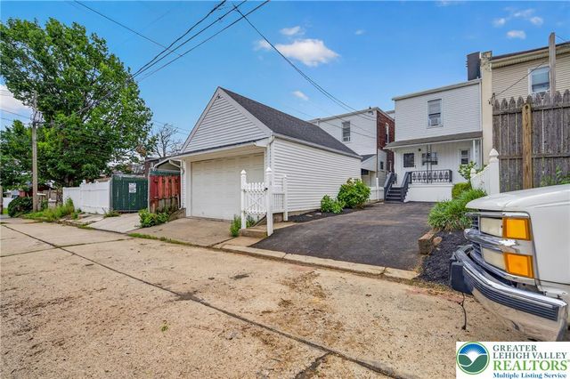 223 17th Street, Allentown City, PA 18104