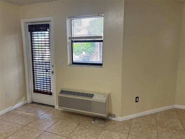 4481 W Mcnab Road 16, Pompano Beach, FL 33069