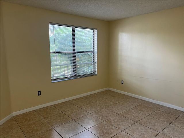 4481 W Mcnab Road 16, Pompano Beach, FL 33069