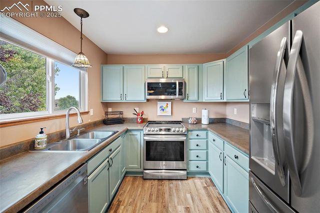 960 Lords Hill Drive, Fountain, CO 80817