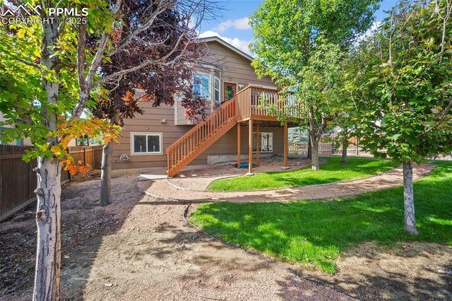 960 Lords Hill Drive, Fountain, CO 80817