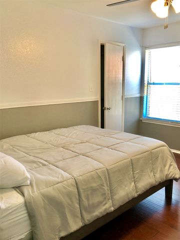 2048 Waterfield Court, Grand Prairie, TX 75052