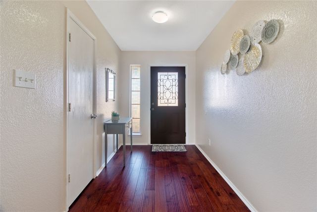 2048 Waterfield Court, Grand Prairie, TX 75052