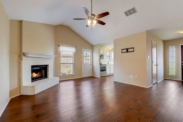 2048 Waterfield Court, Grand Prairie, TX 75052