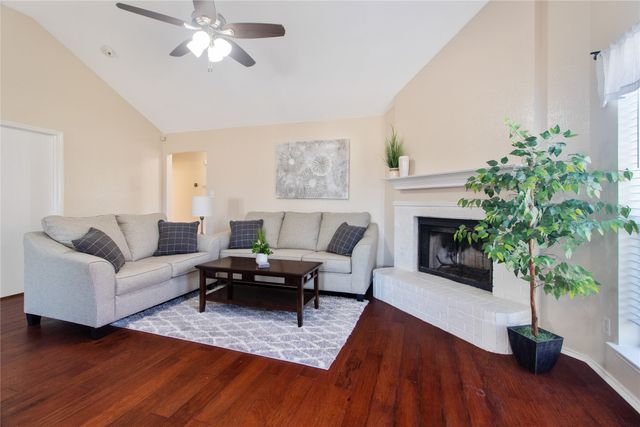 2048 Waterfield Court, Grand Prairie, TX 75052