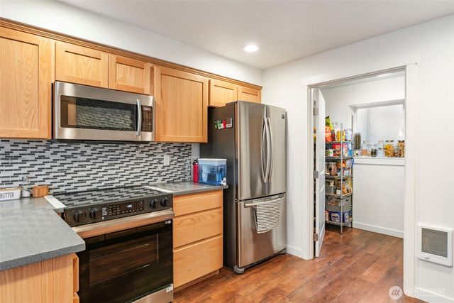 115 Spring Hill Drive, Longview, WA 98632