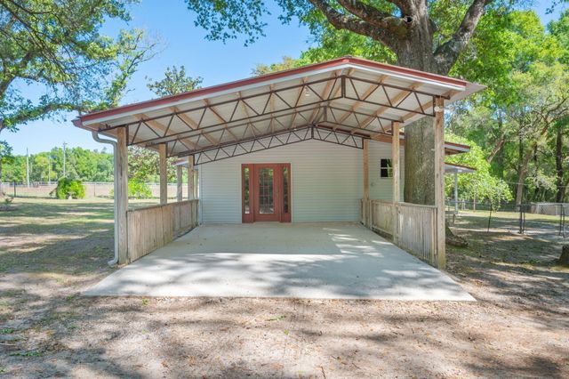 5630 Buck Ward Road, Baker, FL 32531