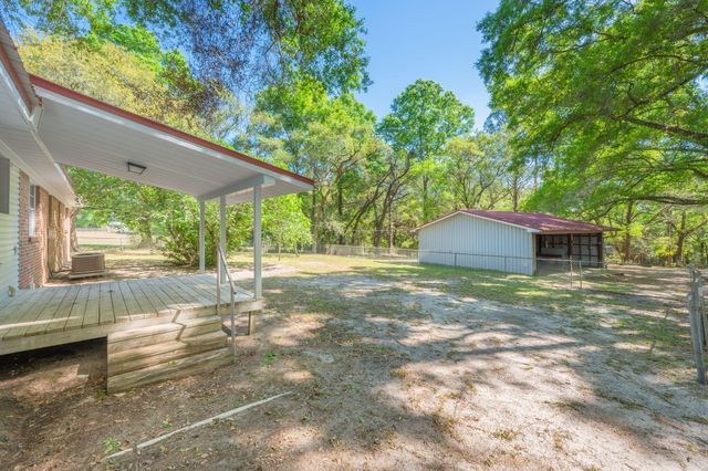 5630 Buck Ward Road, Baker, FL 32531