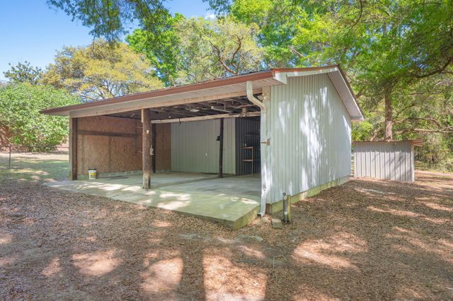 5630 Buck Ward Road, Baker, FL 32531