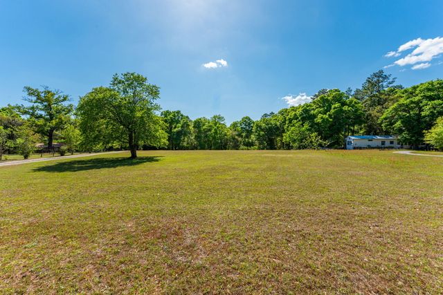 5630 Buck Ward Road, Baker, FL 32531