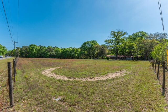 5630 Buck Ward Road, Baker, FL 32531