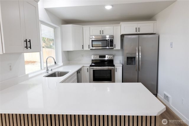 15804 86th Avenue Ct E, Puyallup, WA 98375
