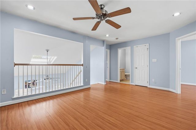 1040 Timberidge Lane, Lower Macungie Twp, PA 18106