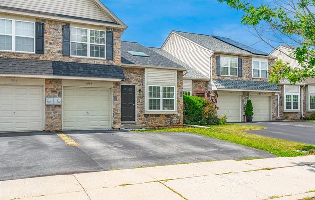 1040 Timberidge Lane, Lower Macungie Twp, PA 18106