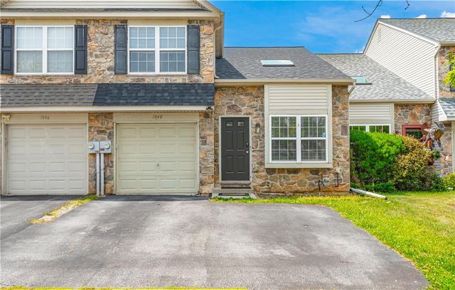 1040 Timberidge Lane, Lower Macungie Twp, PA 18106