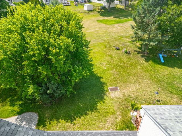 1040 Timberidge Lane, Lower Macungie Twp, PA 18106
