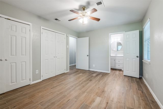 1533 E Springcrest Circle, Lancaster, TX 75134
